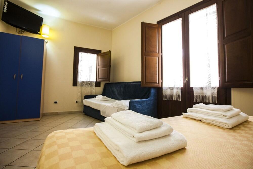 Residence Cortile Merce Trapani Exterior foto